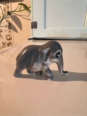 Vintage Elephant Made in Hong Kong